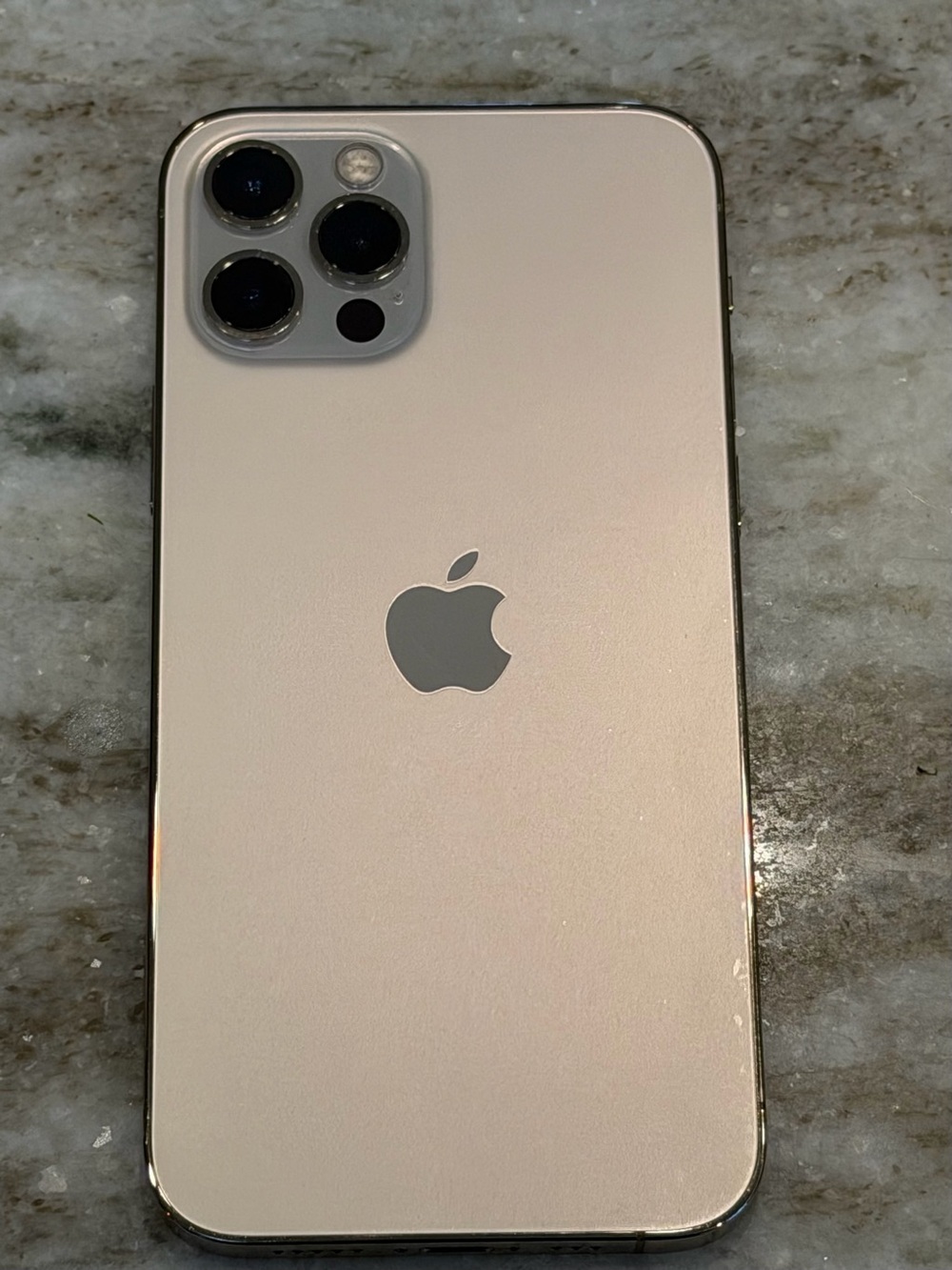 iPhone 12 PRO Gold, 128gb, FULLY UNLOCKED 75% Battery Health